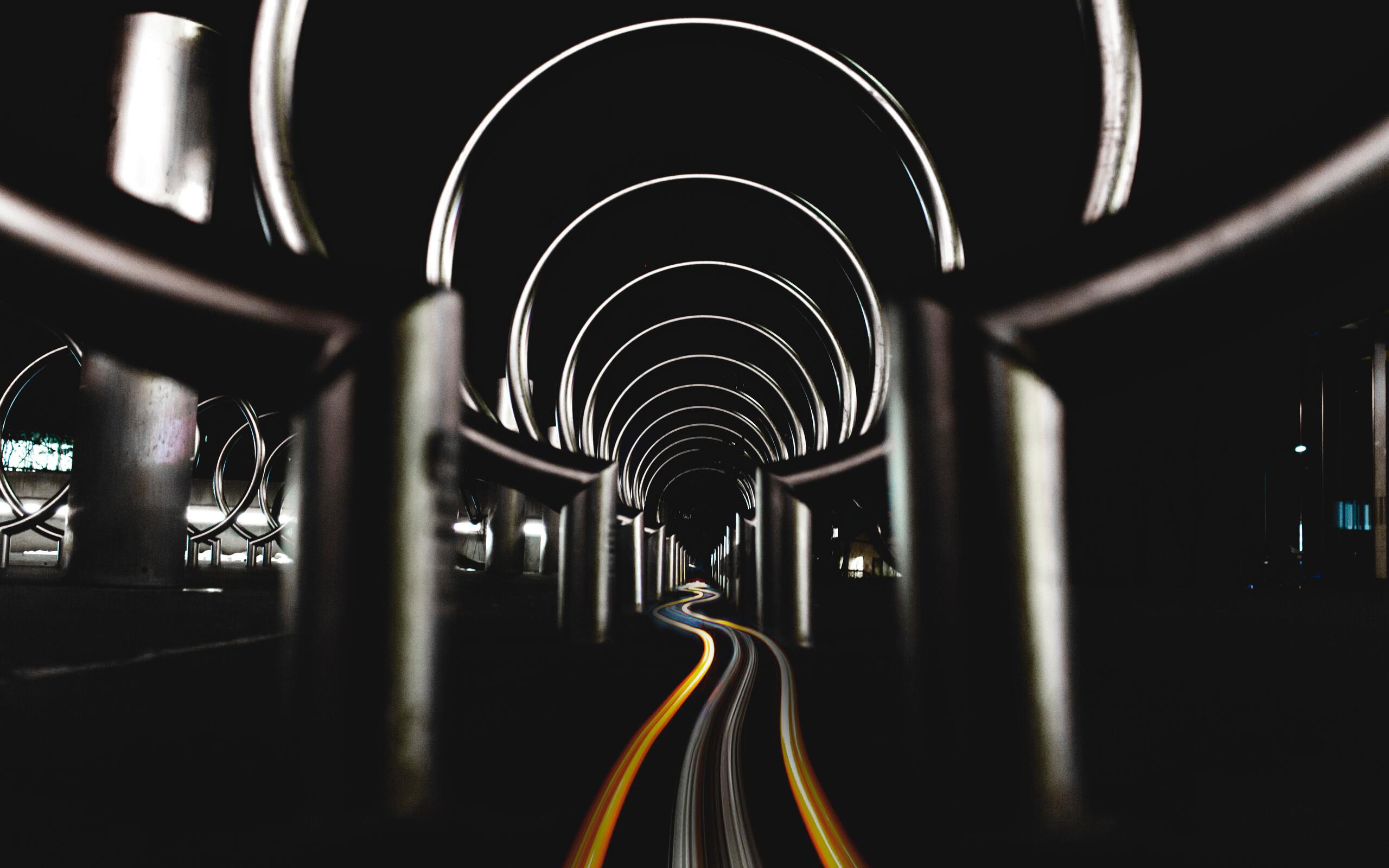 long-exposure-circles-tunnel-5k-11-2560x1600.jpg